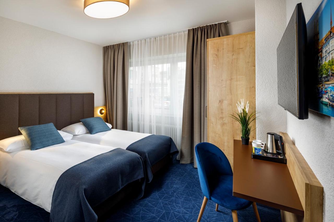 Hotel Tivoli سخليرين المظهر الخارجي الصورة