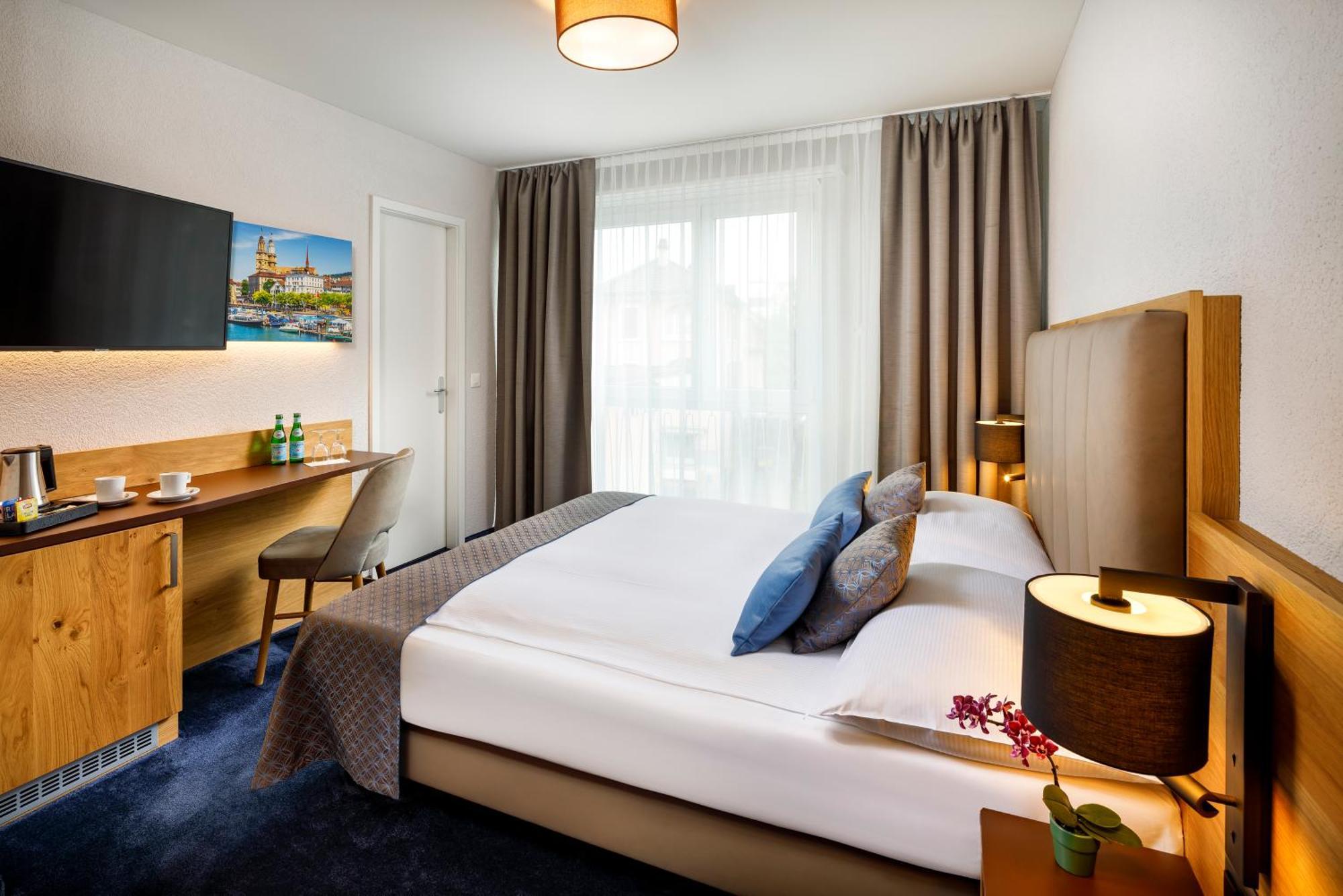 Hotel Tivoli سخليرين المظهر الخارجي الصورة